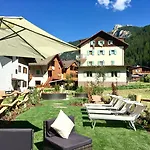 Cesa Planber Mountain View Bike Friendly