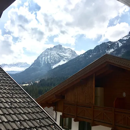 Cesa Planber Mountain View Ski-in Ski-out Apartman