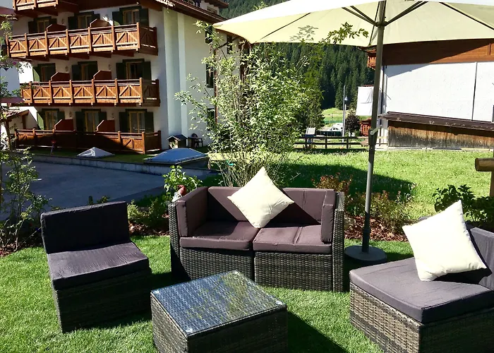 Апартаменти Cesa Planber Apartments Mountain View Bike Friendly