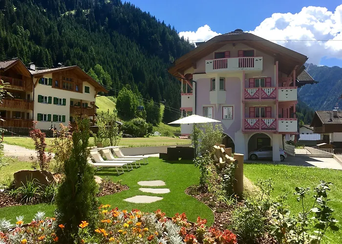 Cesa Planber Apartments Mountain View Bike Friendly * Канацеї