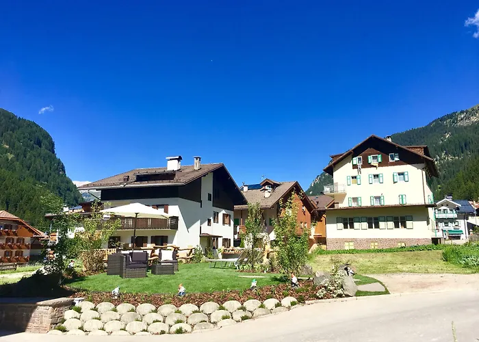 Cesa Planber Mountain View Ski-in Ski-out Lägenhet